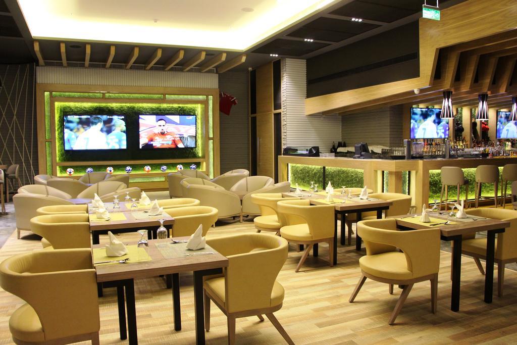โรงแรมรามี โรส มานามา ภายนอก รูปภาพ